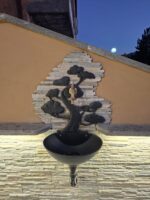Fontana a muro con rubinetto in ottone modello Azalea