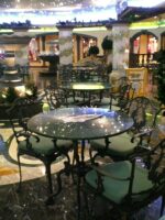 Poltrona in alluminio modello Laura