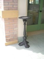 Posacenere in ghisa modello Tulipano