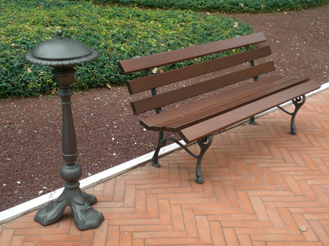 Panchina modello Nicra