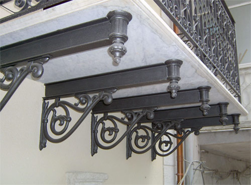 Mensola decorativa in ghisa modello MB60