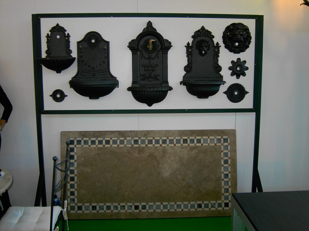 fontane a muro in ghisa