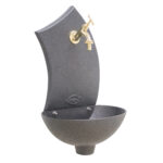 Fontana a muro modello Pinta con rubinetto