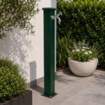 Fontana a colonna mod. Olimpia verdone RAL6005 con rubinetto cod.303/C